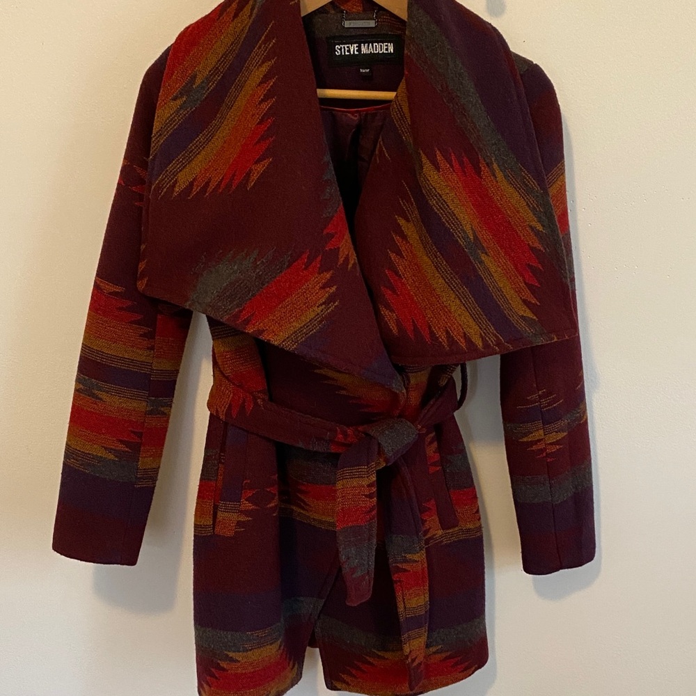 Steve Madden Blanket Wrap Coat In Ruby Aztec Sz Xs - image 5